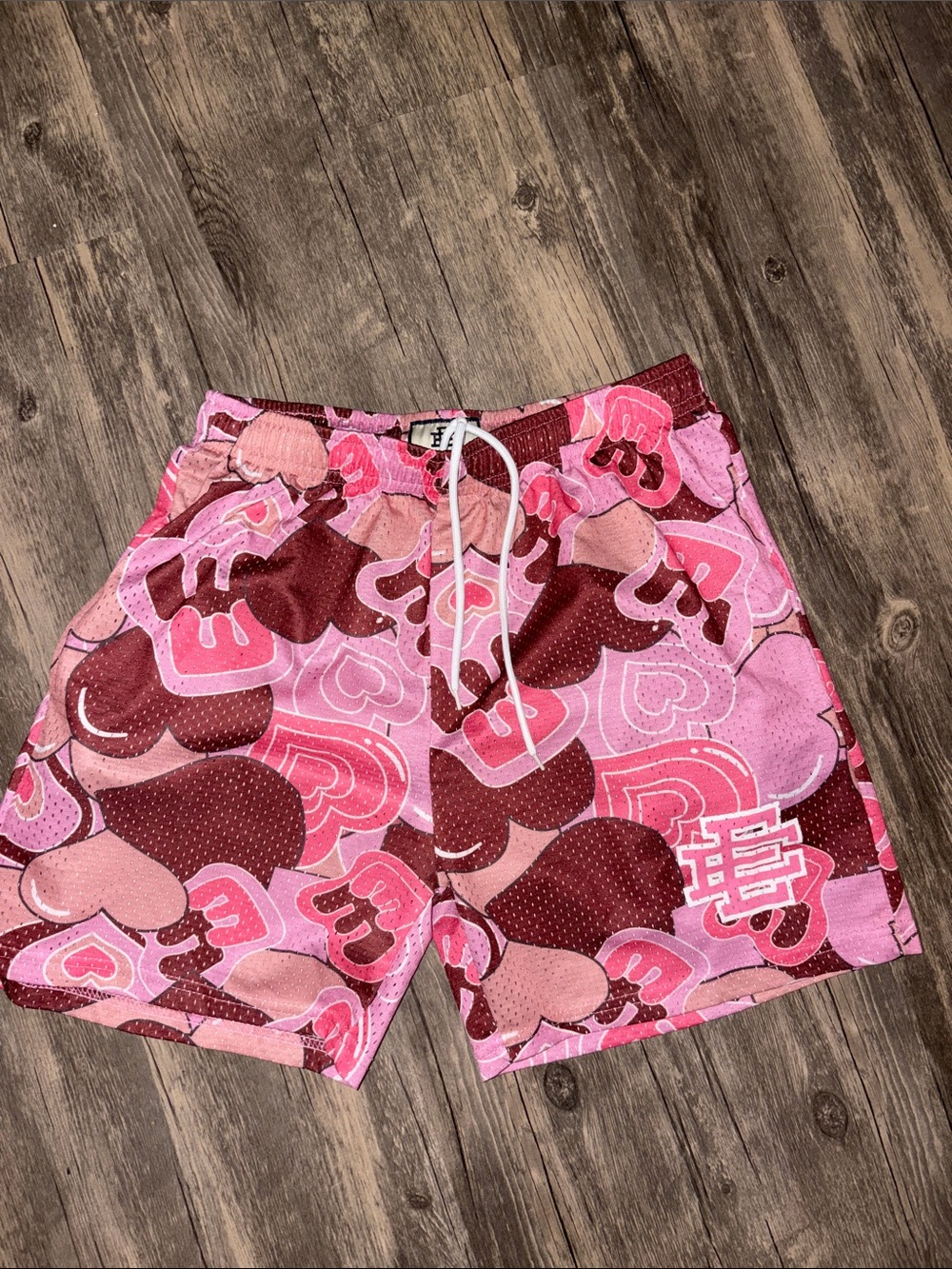 Eric Emanuel EE Basic Shorts Heart Pastel Valentines Pattern Medium Mesh Gym med - Picture 2 of 6